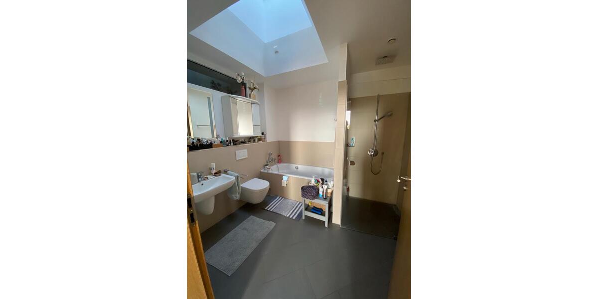 Etagenwohnung Wolfenbüttel Adersheim - 4 Zimmer, 140 m&sup2;, 2.150&euro; | Angebot:26380890