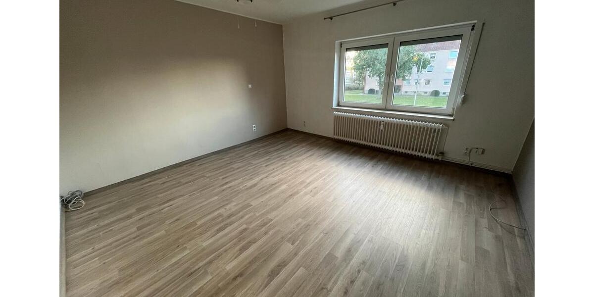 Etagenwohnung Salzgitter - 3 Zimmer, 63 m&sup2;, 550&euro; | Angebot:25882561