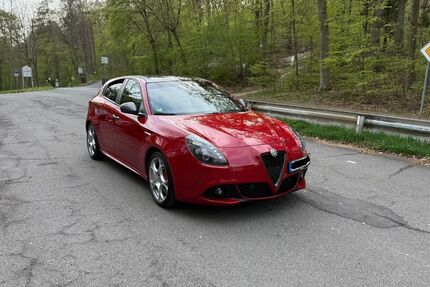 Alfa Romeo Giulietta 93.000 km 19.500 &euro; Salzgitter 38228
