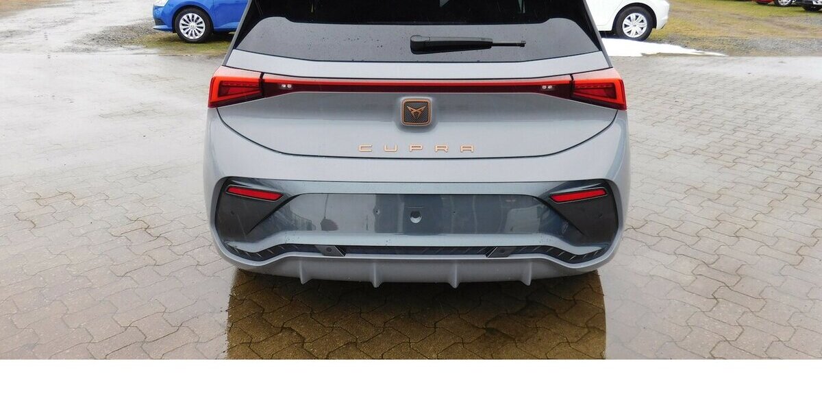 Cupra Born Elektrik 1-Gang Automatik Navi Klima Alu 20.000 km 23.390 &euro; Vordorf 38533