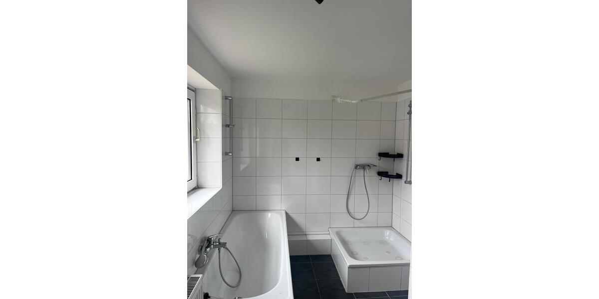 Dachgeschoßwohnung Salzgitter - 2 Zimmer, 61 m&sup2;, 358&euro; | Angebot:25499937