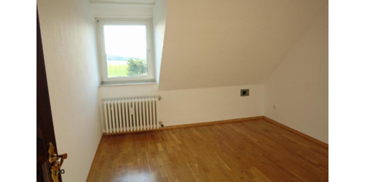 Etagenwohnung Holle - 3 Zimmer, 98 m&sup2;, 660&euro; | Angebot:25265240