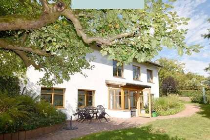 Haus Salzgitter-Bad Bad - 8 Zimmer, 210 m&sup2;, 365.000&euro; | Angebot:25910821