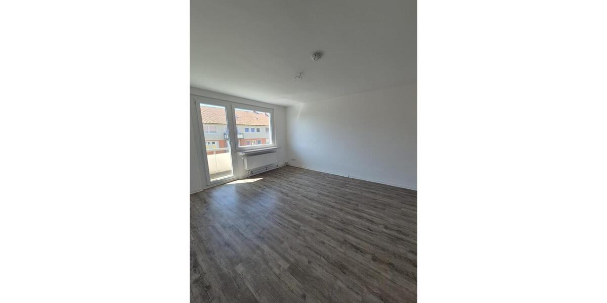 Etagenwohnung Schöningen - 3 Zimmer, 67 m&sup2;, 480&euro; | Angebot:22132873