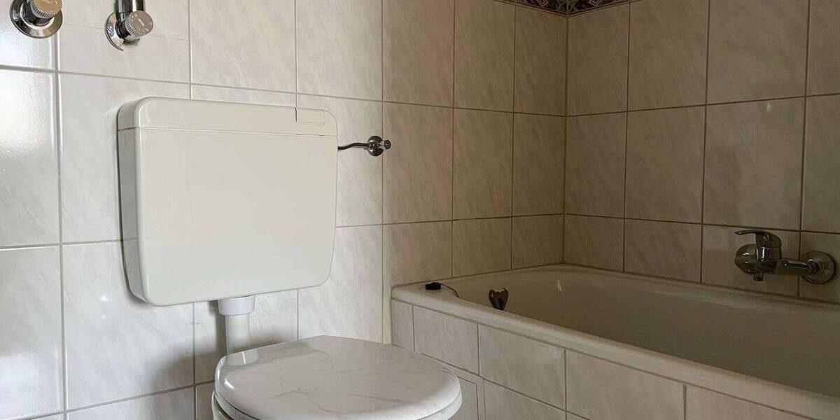 Etagenwohnung Braunschweig Watenbüttel - 4 Zimmer, 95 m&sup2;, 210.000&euro; | Angebot:26105667