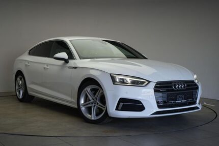 Audi A5 142.000 km 22.990 &euro; Braunschweig 38110