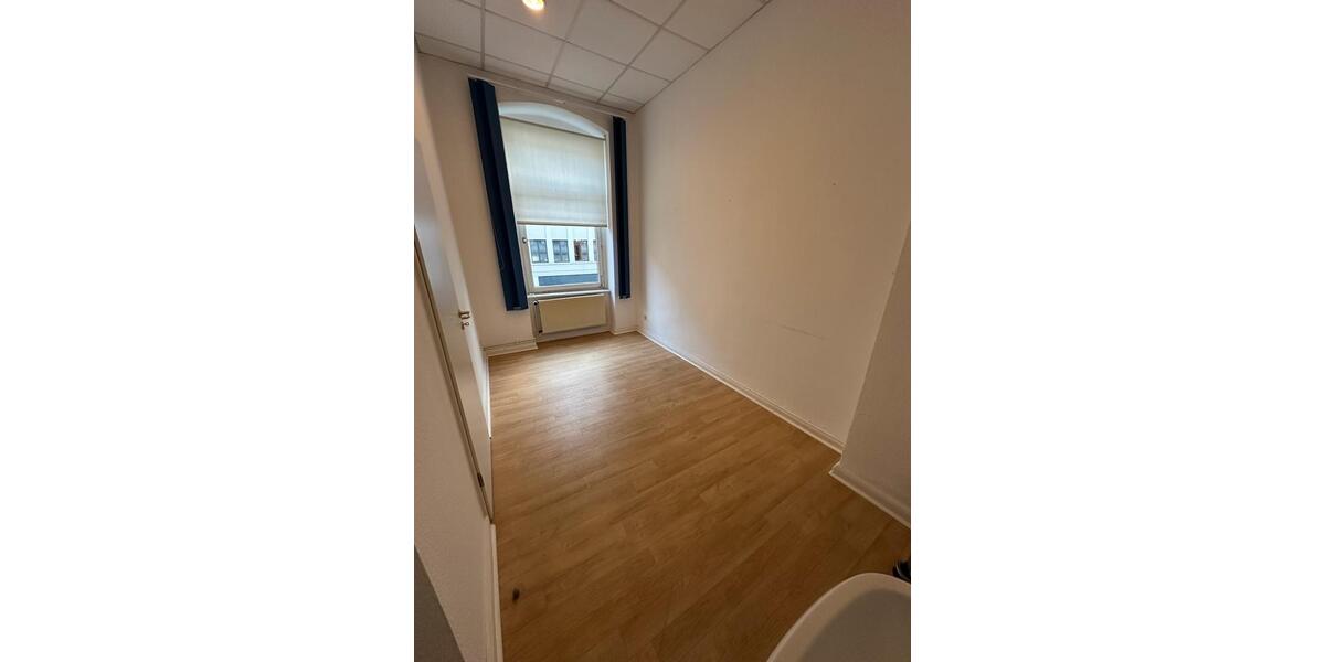 Etagenwohnung Braunschweig - 5 Zimmer, 129 m&sup2;, 1.330&euro; | Angebot:26044840