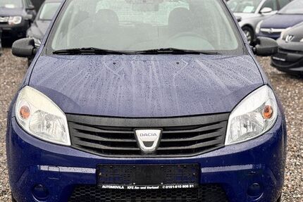 Dacia Sandero 88.000 km 2.499 &euro; Goslar 38640