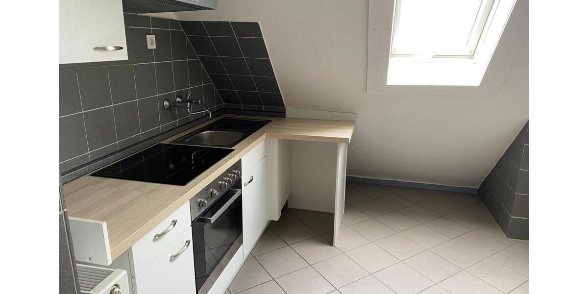 Dachgeschoßwohnung Braunschweig Lehndorf-Watenbüttel - 2 Zimmer, 64 m&sup2;, 172.000&euro; | Angebot:25882677