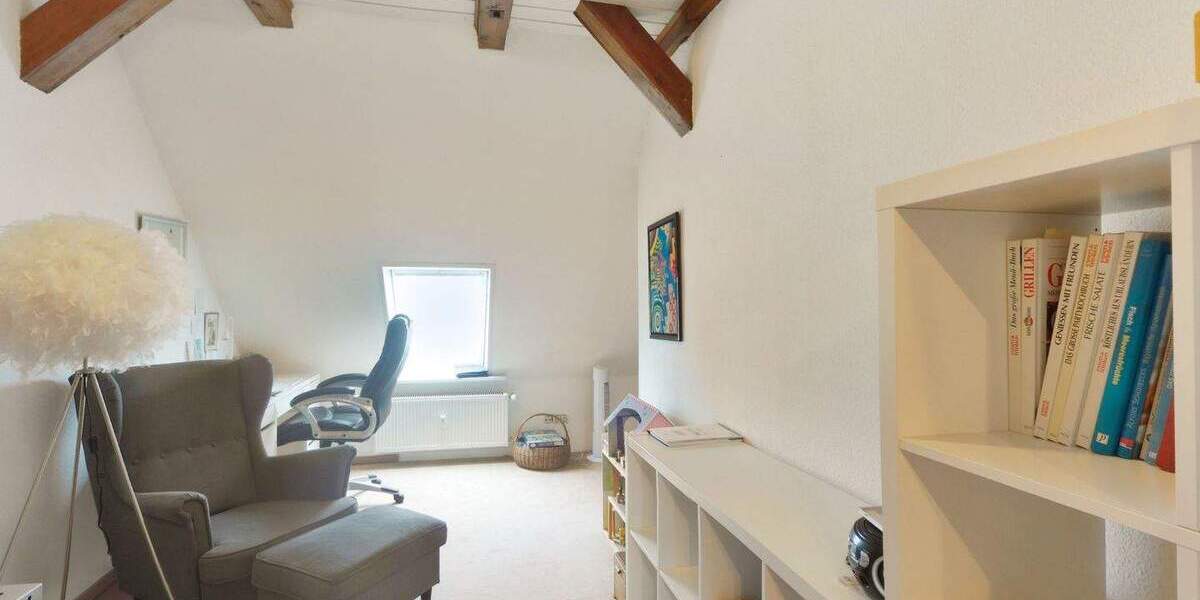 Etagenwohnung Adenbüttel - 5 Zimmer, 143 m&sup2;, 220.000&euro; | Angebot:25687250