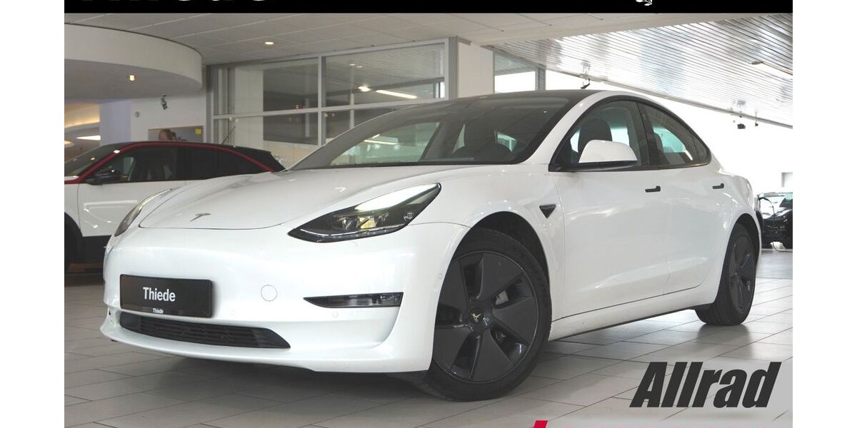 Tesla Model 3 88.750 km 24.640 &euro; Schöningen 38364