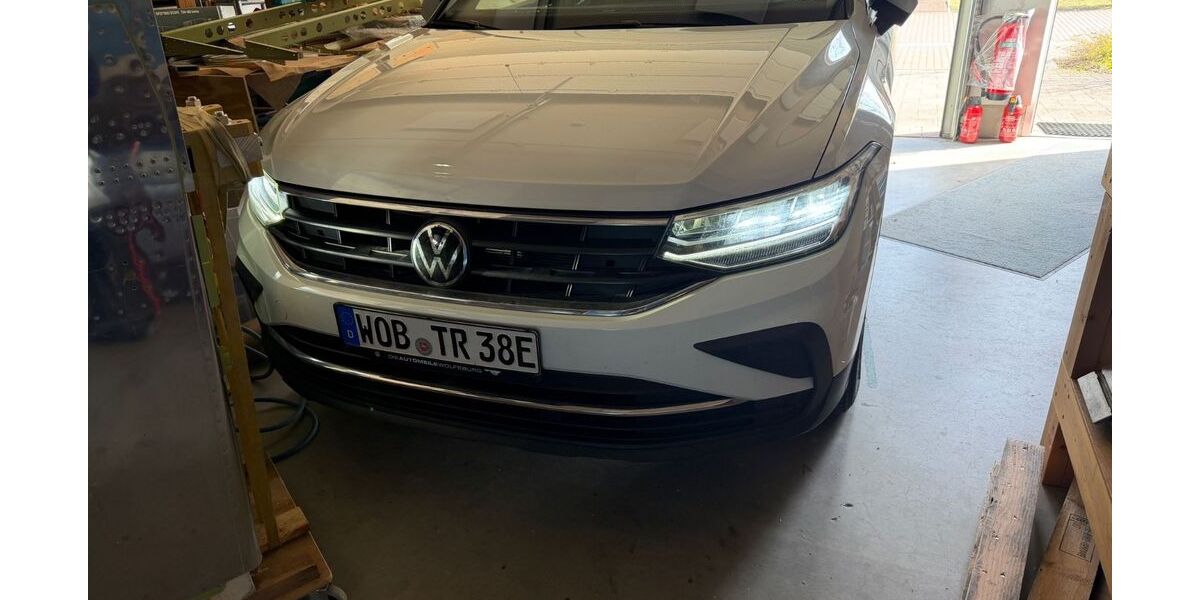 VW Tiguan 73.000 km 22.999 &euro; Lehre 38165