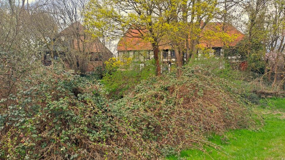 Etagenwohnung Lehre - 4 Zimmer, 115 m&sup2;, 865&euro; | Angebot:26038981