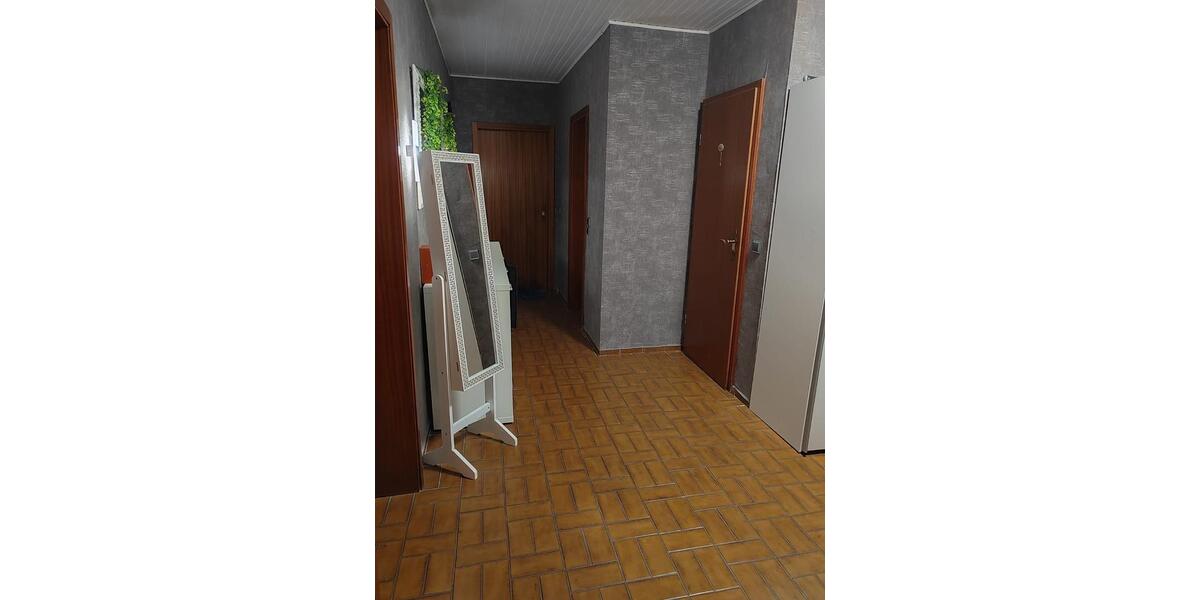 Einfamilienhaus Königslutter am Elm - 5 Zimmer, 120 m&sup2;, 1.400&euro; | Angebot:26346036