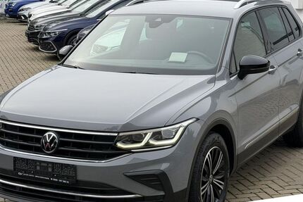 VW Tiguan 123.741 km 21.999 &euro; Braunschweig 38118