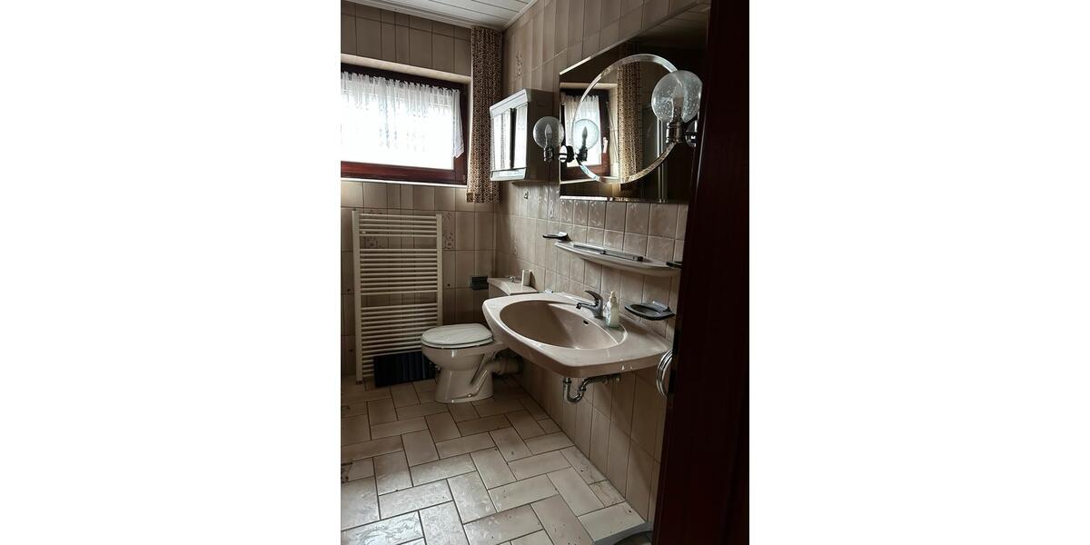 Bungalow Königslutter am Elm - 4 Zimmer, 117 m&sup2;, 1.200&euro; | Angebot:25116320