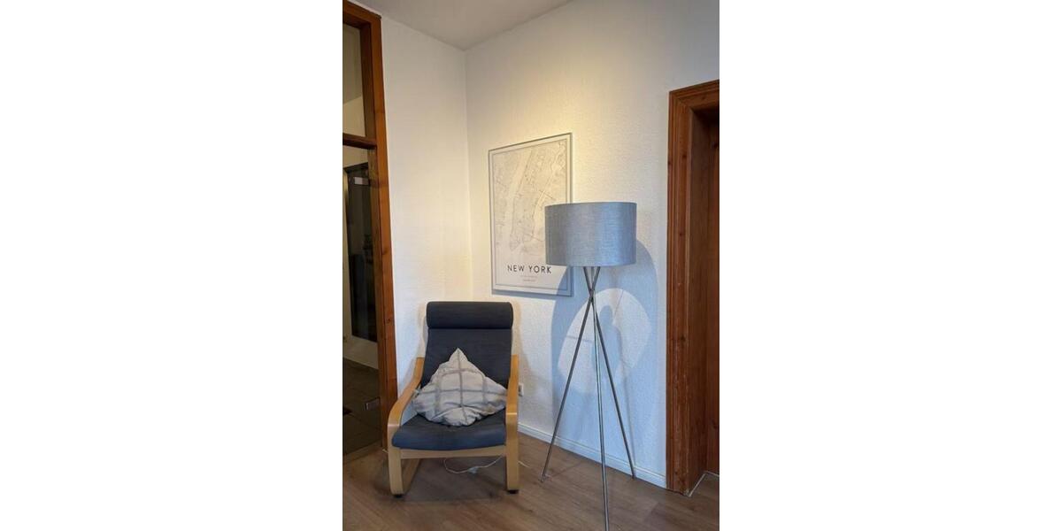 Etagenwohnung Heere - 3 Zimmer, 100 m&sup2;, 100&euro; | Angebot:25236427