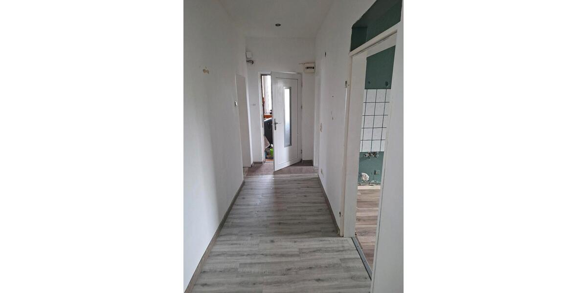 Etagenwohnung Peine Südstadt - 3 Zimmer, 70 m&sup2;, 600&euro; | Angebot:26016769