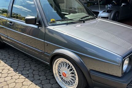 VW Golf 102.000 km 11.499 &euro; Heere 38277