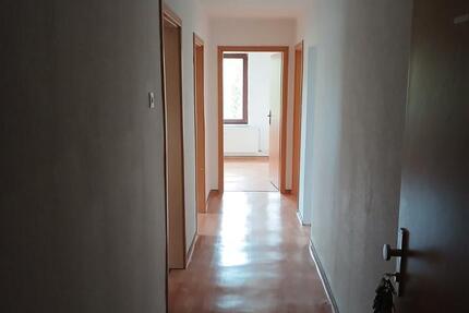 Wohnung Schöppenstedt - 5 Zimmer, 69 m&sup2;, 380&euro; | Angebot:26561242