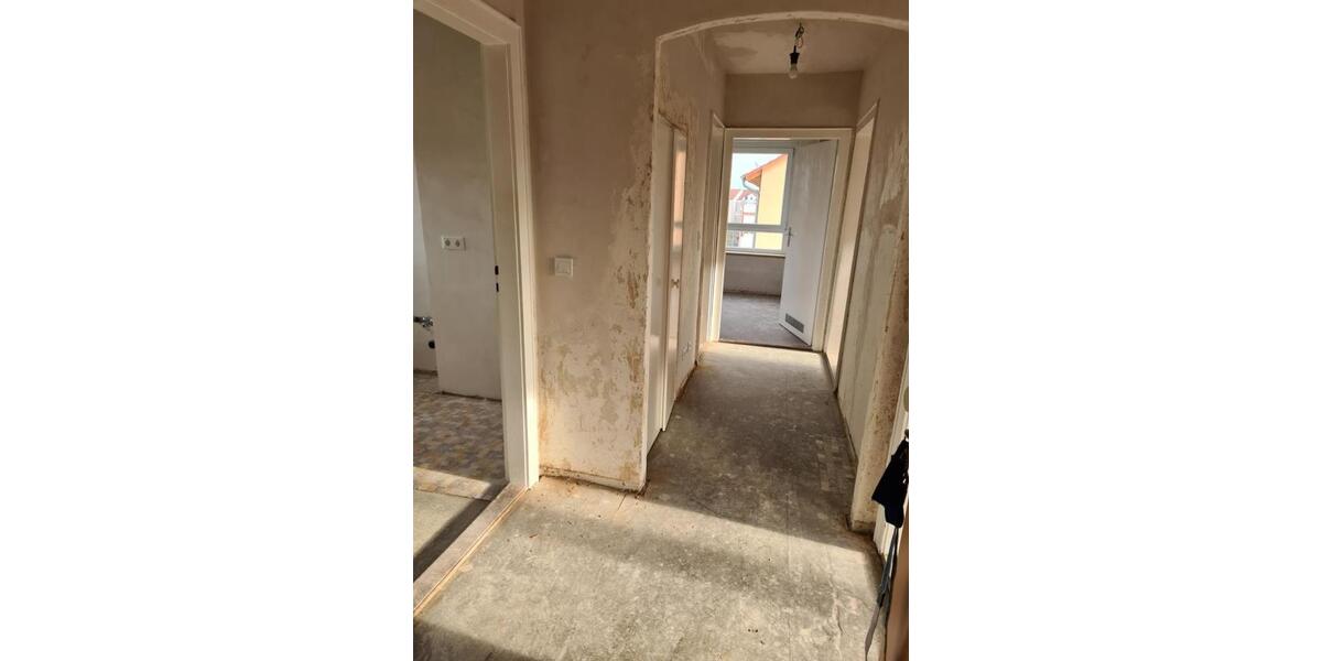 Etagenwohnung Schöningen - 3 Zimmer, 67 m&sup2;, 480&euro; | Angebot:18577741