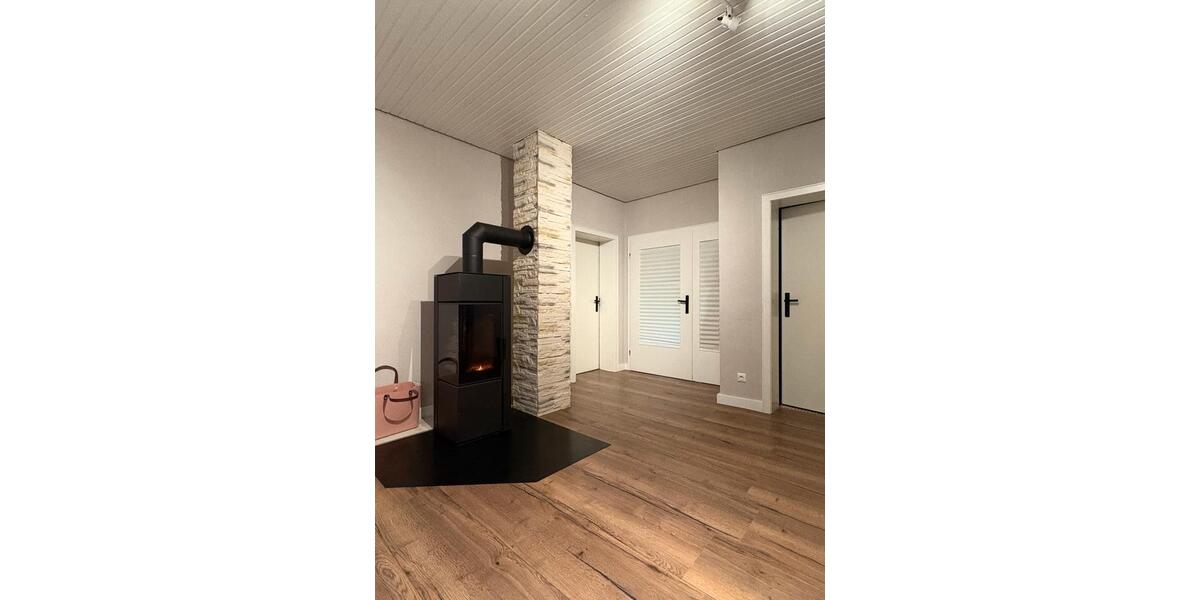 Bungalow Ilsede - 5 Zimmer, 146 m&sup2;, 369.000&euro; | Angebot:26092005