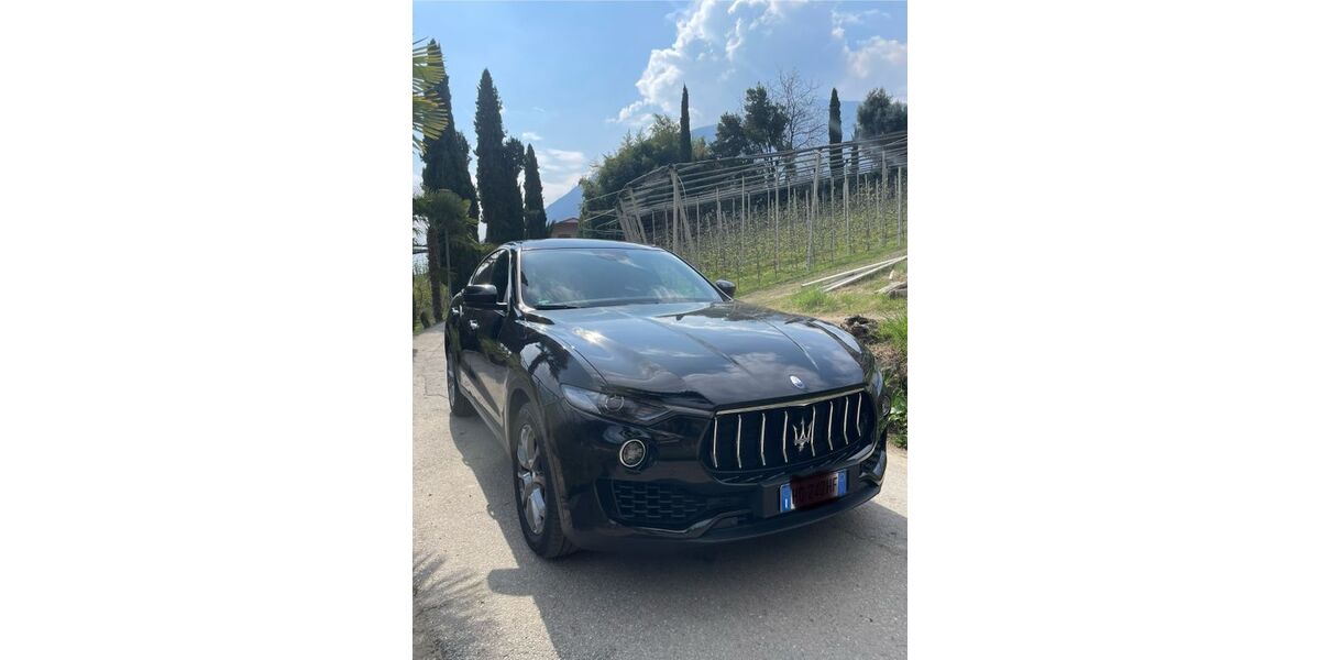 Maserati Levante 162.000 km 36.990 &euro; Salzgitter 38259