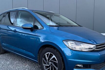 VW Touran 71.400 km 19.790 &euro; Braunschweig 38110