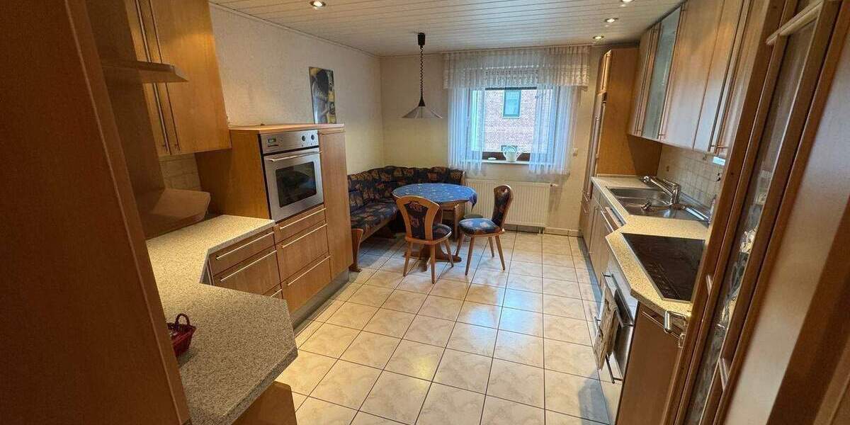 Mehrfamilienhaus, Wohnhaus Braunschweig Veltenhof - 6 Zimmer, 300 m&sup2;, 498.000&euro; | Angebot:25776123