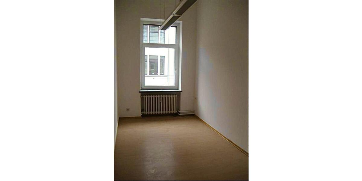 Etagenwohnung Braunschweig Nordstadt - 4 Zimmer, 145 m&sup2;, 1.650&euro; | Angebot:25362174