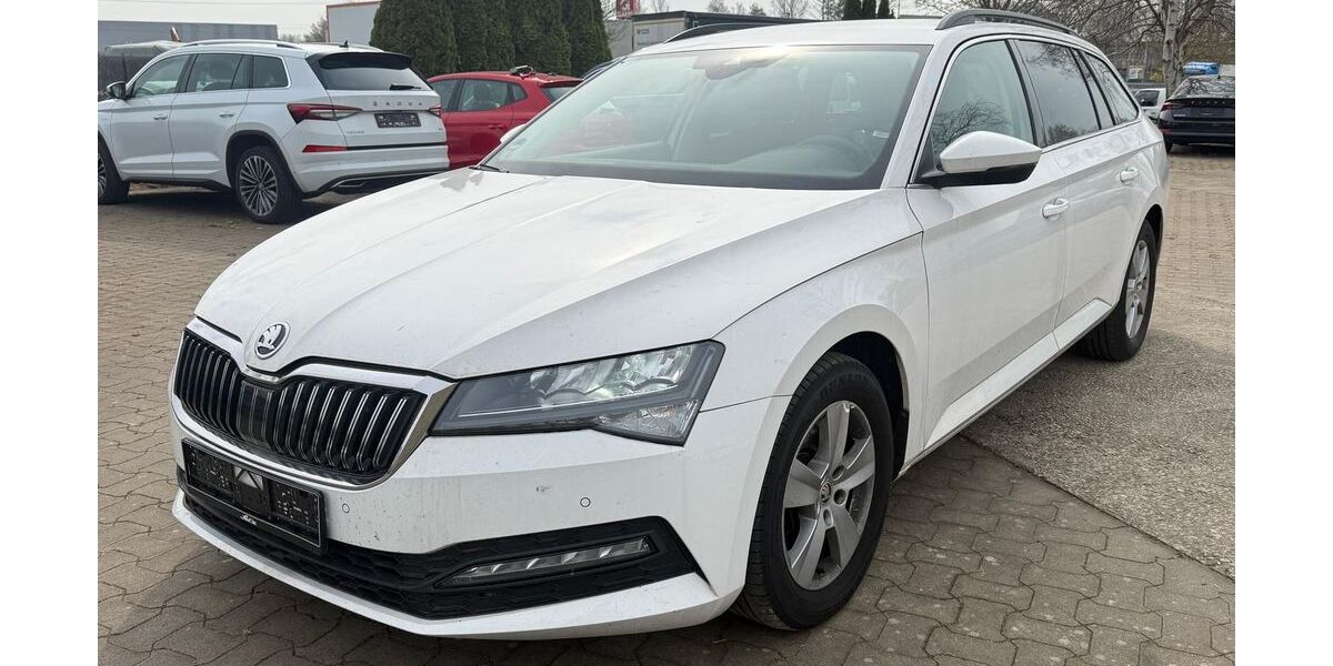 Skoda Superb 231.339 km 11.990 &euro; Braunschweig 38122