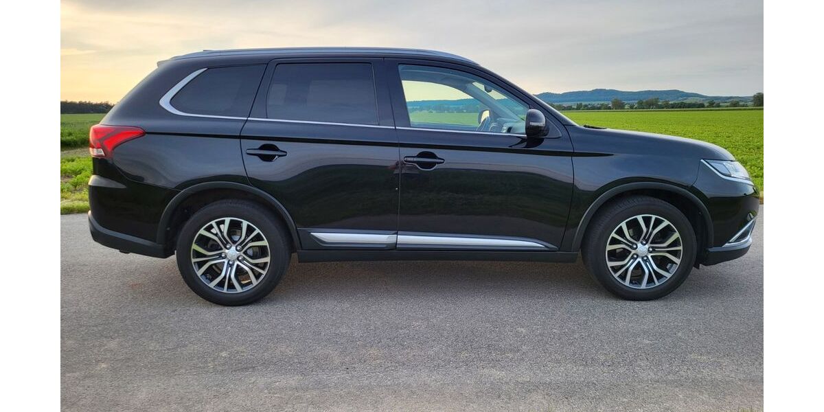 Mitsubishi Outlander 144.705 km 15.000 &euro; Liebenburg 38704
