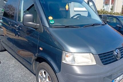 VW T5 Caravelle 238.000 km 8.900 &euro; Lengede 38268