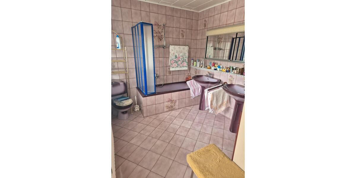 Einfamilienhaus Wolsdorf - 115.000&euro; | Angebot:27087214
