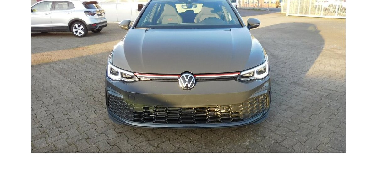 VW Golf 2.0 VIII GTI Performance TSI BMT Navi 25.600 km 24.990 &euro; Vordorf 38533