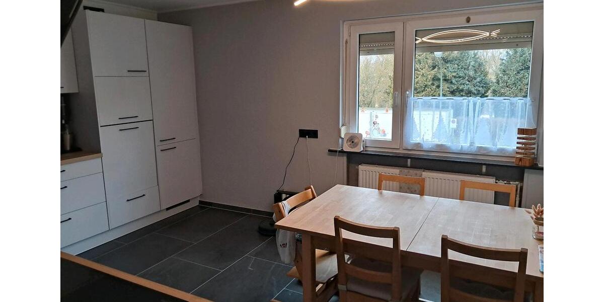 Einfamilienhaus Schöppenstedt - 7 Zimmer, 130 m&sup2;, 200.000&euro; | Angebot:26351471