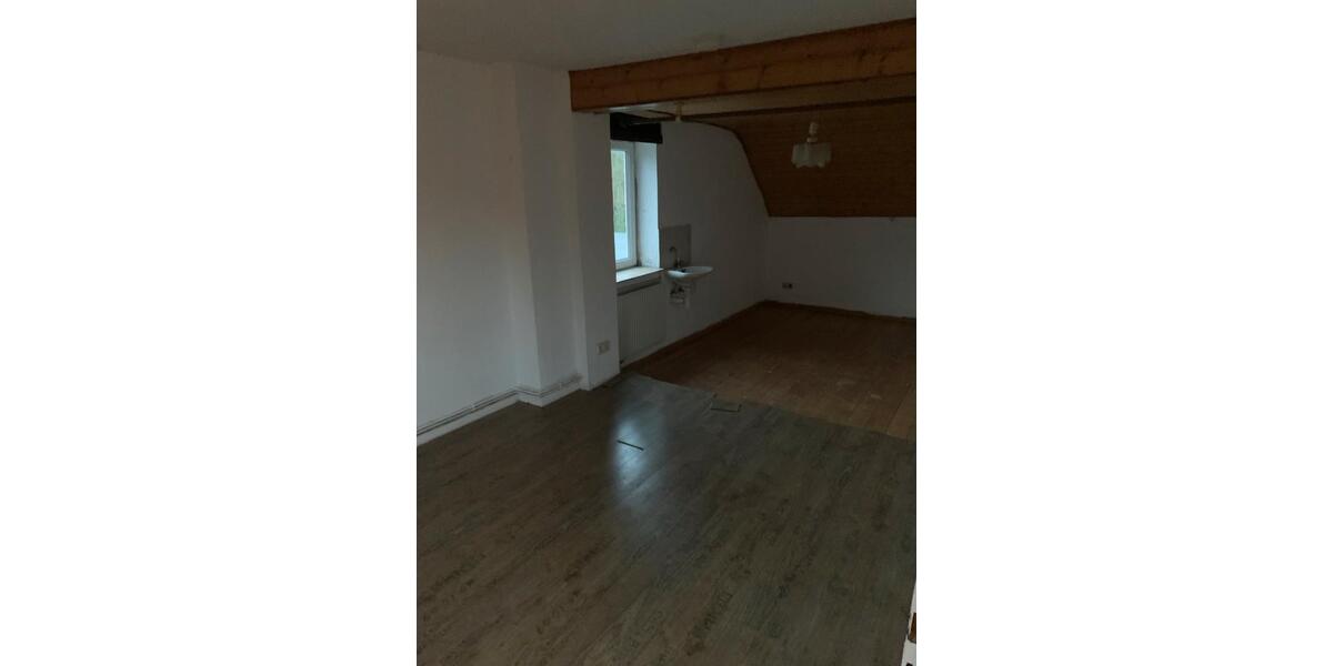 Einfamilienhaus Baddeckenstedt - 7 Zimmer, 150 m&sup2;, 139.000&euro; | Angebot:26091120