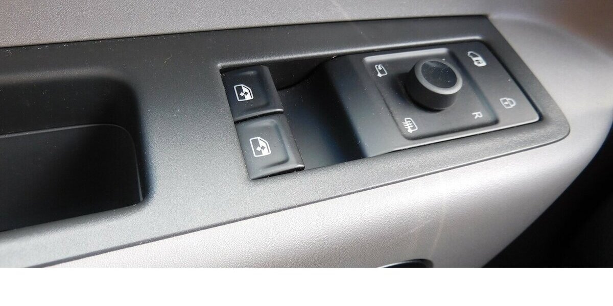 VW ID.Buzz Cargo Elektro 1-Gang Automatik Navi 16.700 km 33.990 &euro; Vordorf 38533