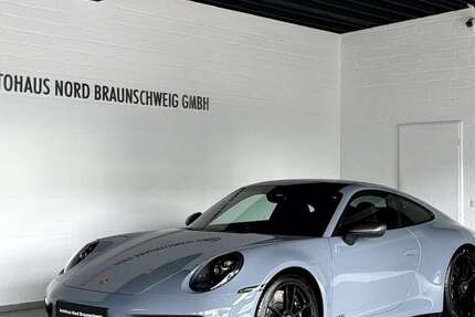 Porsche 992 2.870 km 152.450 &euro; Braunschweig 38112