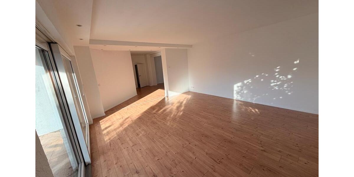 Erdgeschoßwohnung Peine Südstadt - 5 Zimmer, 155 m&sup2;, 1.755&euro; | Angebot:25309992