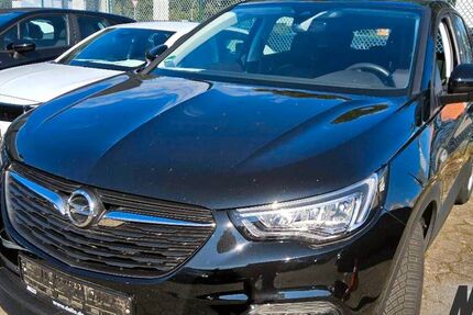 Opel Grandland (X) 41.990 km 16.650 &euro; Schöningen 38364