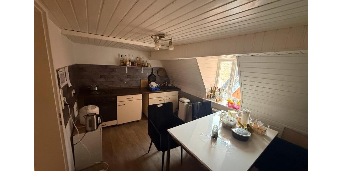 Dachgeschoßwohnung Wolfenbüttel - 4 Zimmer, 75 m&sup2;, 750&euro; | Angebot:25995459