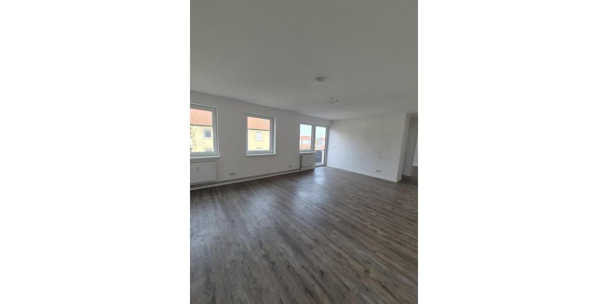 Etagenwohnung Schöningen - 4 Zimmer, 100 m&sup2;, 800&euro; | Angebot:23774364