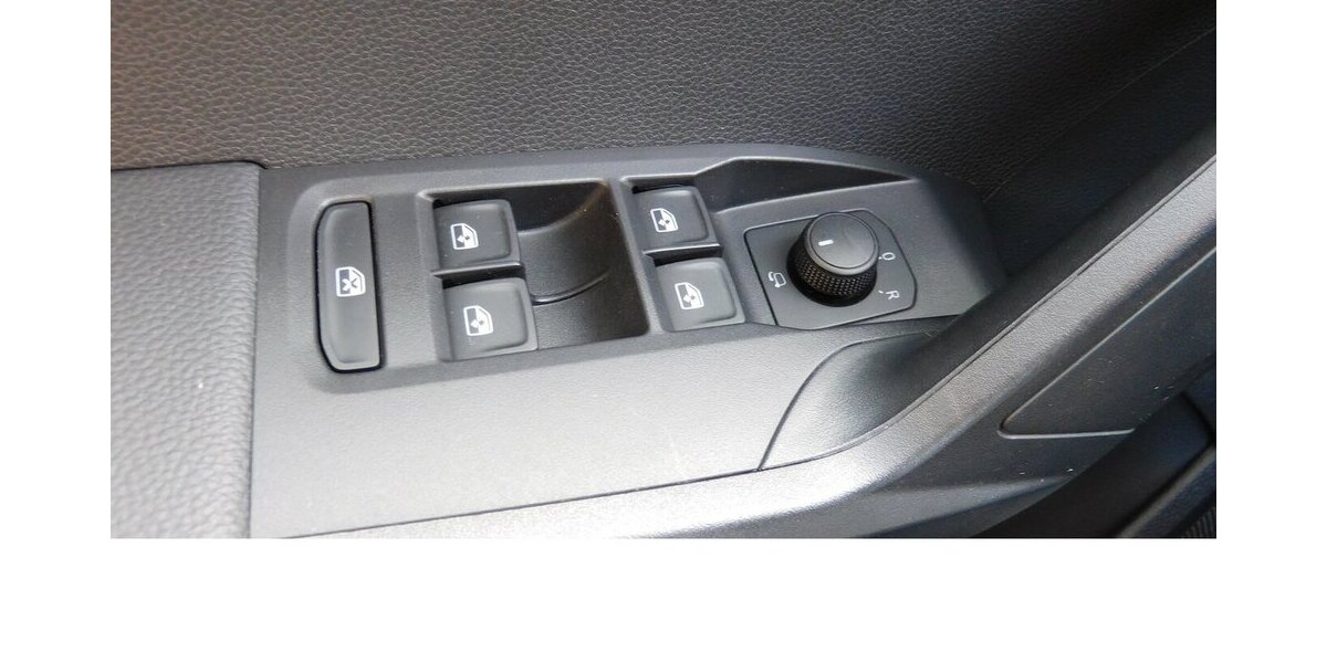 Seat Arona 1.0 Style TSI BMT Navi Klima 28.200 km 15.990 &euro; Vordorf 38533