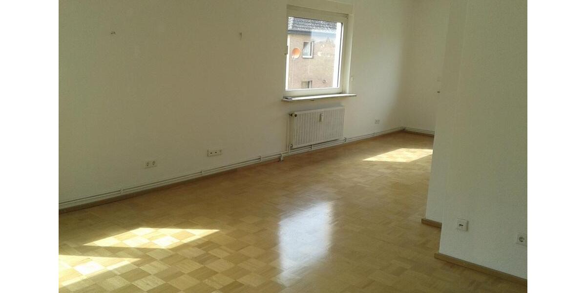 Etagenwohnung Braunschweig Lehndorf-Watenbüttel - 3 Zimmer, 110 m&sup2;, 1.260&euro; | Angebot:26690153