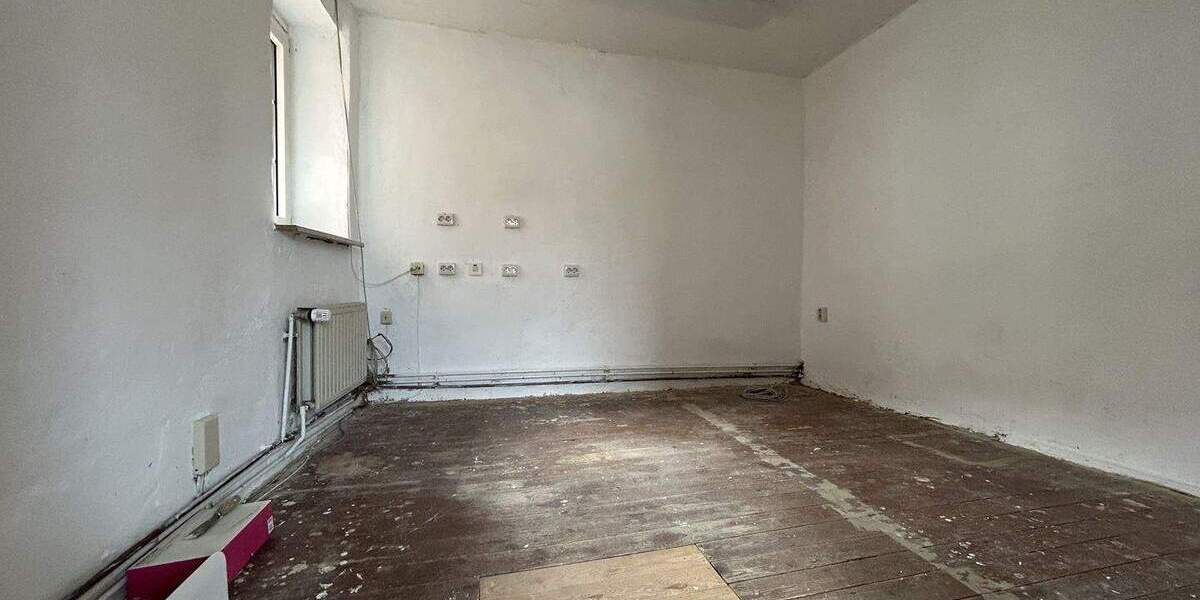 Einfamilienhaus Schöningen - 1 Zimmer, 201 m&sup2;, 219.000&euro; | Angebot:25741087