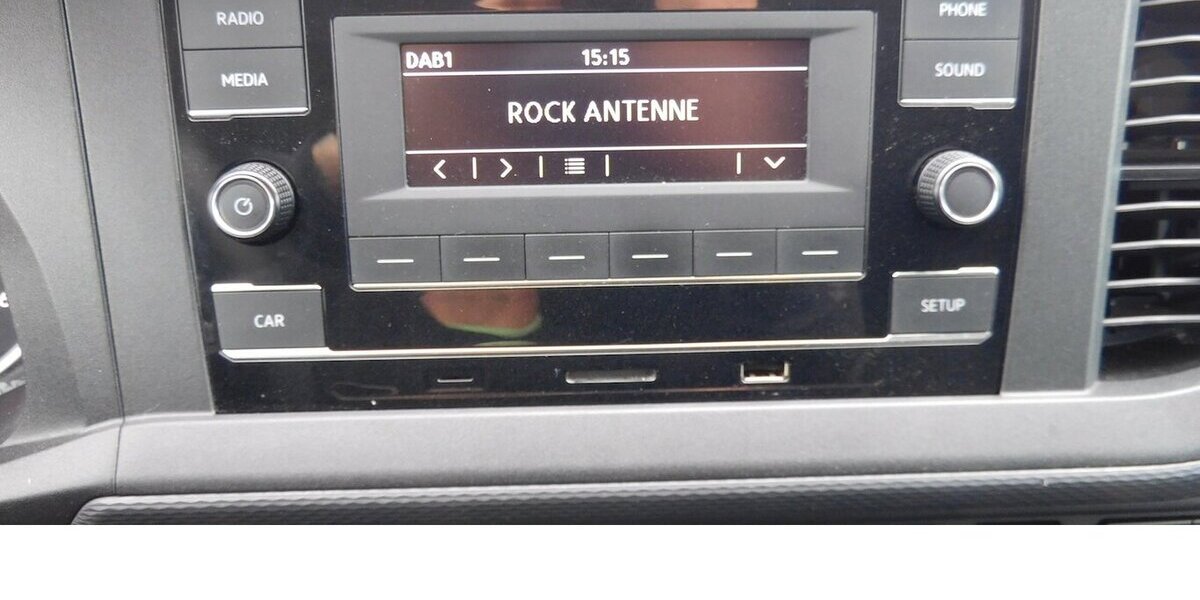 VW T6.1 Transporter 1 Abt e- Lang DSG 4-Gang 21.400 km 14.990 &euro; Vordorf 38533