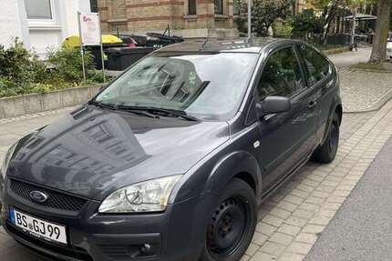 Ford Focus 134.000 km 2.350 &euro; Braunschweig, Stadt 38100