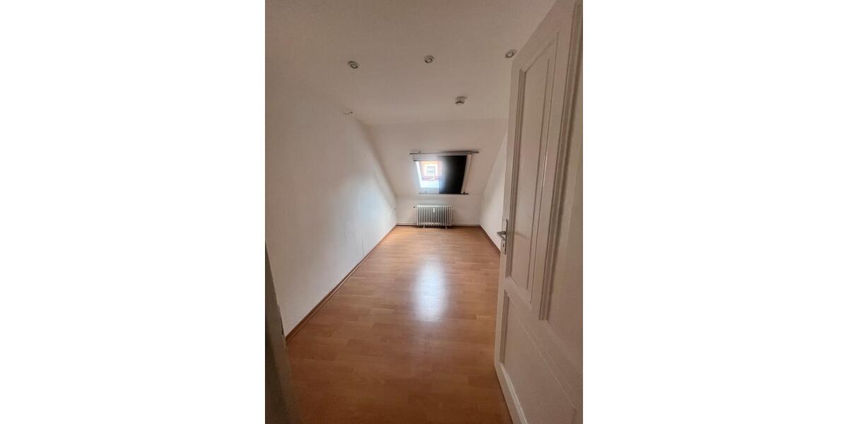 Dachgeschoßwohnung Braunschweig Lehndorf-Watenbüttel - 2 Zimmer, 63 m&sup2;, 770&euro; | Angebot:25698848