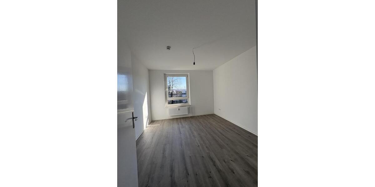 Etagenwohnung Braunschweig Timmerlah-Geitelde-Stiddien - 3 Zimmer, 77 m&sup2;, 623&euro; | Angebot:25310716